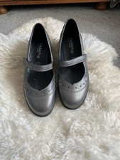 Ladies Padders  Shoes Size 5E