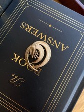 Vintage Trifari Modernist Gold