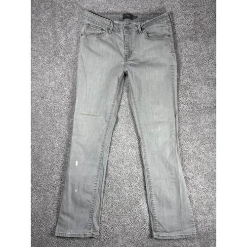 Levis demi curve - levis,