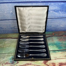 Vintage Cased Set of Six