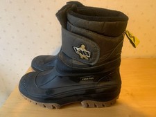 VASS Fleece Lined Boots - Size