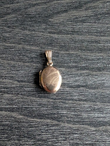 Miniature gold locket carat - gold, 9
