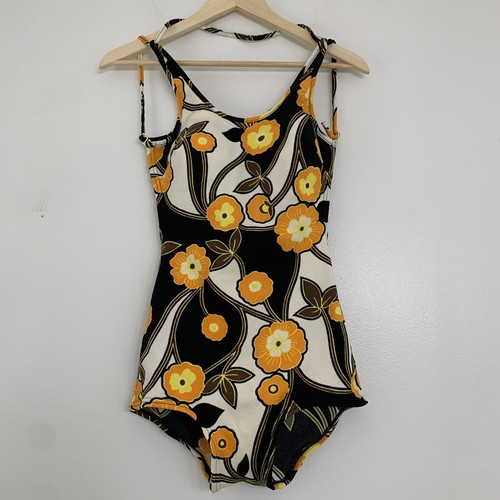 Vintage 60s flower power mod - power,