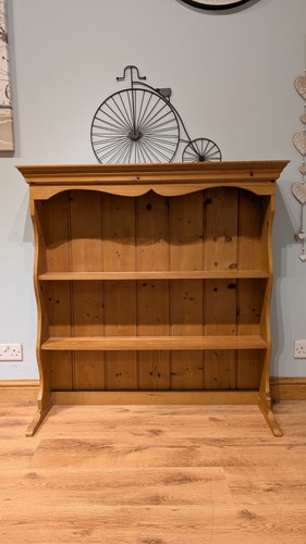 Pine plate rack dresser - plate,