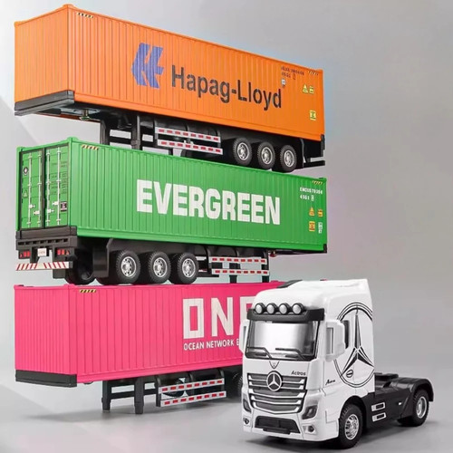 Scale truck transport - 1:50,
