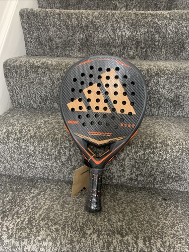 Adidas arrow hit - adidas, carbon