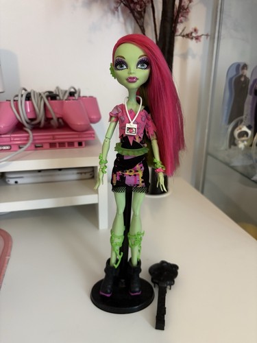 Monster high complete music - high,