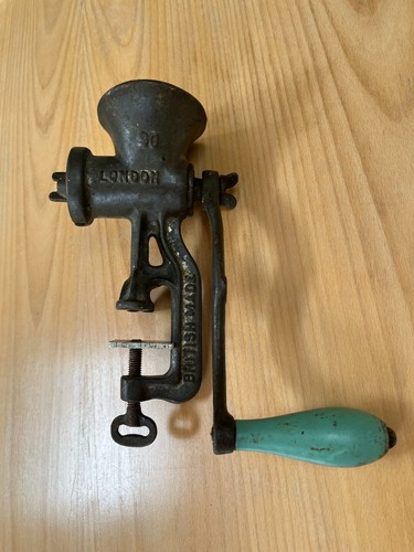 Vintage antique spong - spong, meat