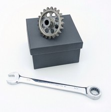 R07: Red Bull F1 V10 engine