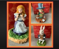 WHITE RABBIT -  Alice in Wonderland Secret Sculptures Trinket Box Figurine Yarto