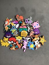 Lapel Pin brooch badge retro