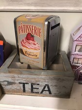 Vintage Retro Style Napkin Dispenser  Cupcake American  Diner 