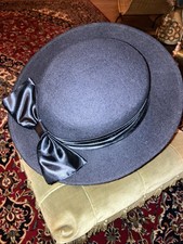 70s VINTAGE  NAVY HAT , BOW ON