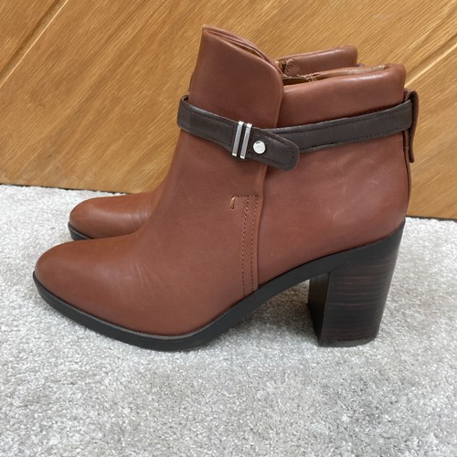 Marks spencer tan - &,