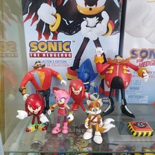 Sonic the hedgehog toy bundle - sonic,