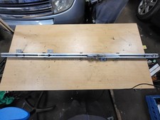 Nissan Elgrand E51 2ND Row