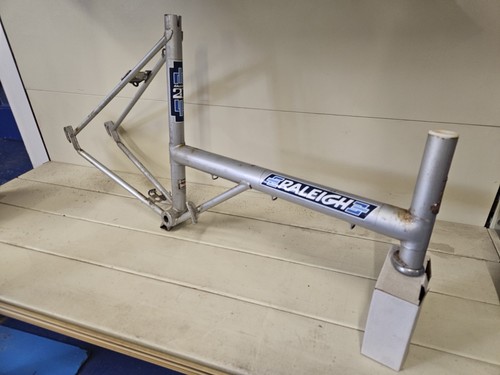 Raleigh shopper vintage bike - raleigh,