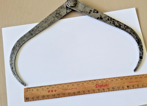 Large vintage 1950s measuring - large,