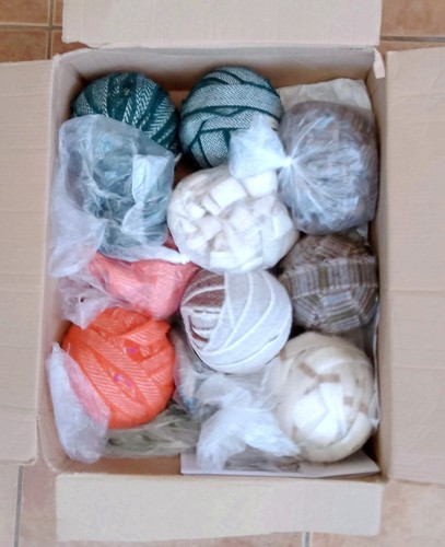 Rug making wool - making, fabric