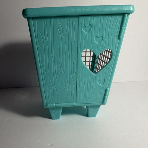 Rabbit hutch with - with, ramp