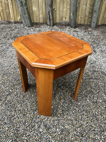 Walnut inlaid effect - effect, modern