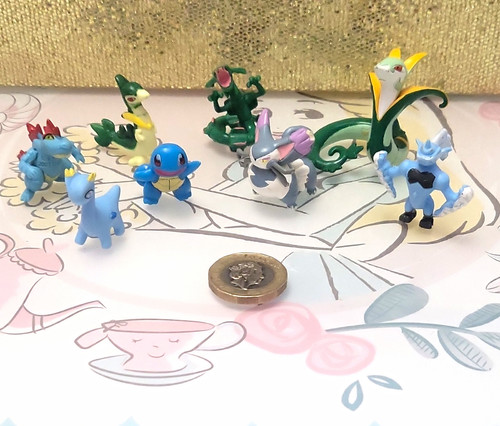 Pokémon mini figure - mini, mixed