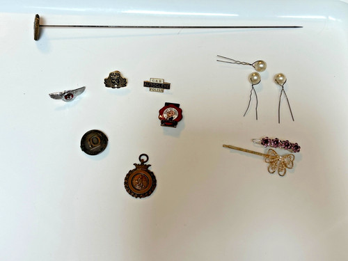 Bundle vintage metal - vintage, badges