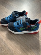 Light Up Boy Marvel Avengers Led Trainers/Shoes UK3 EU36 Brand New