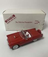 Danbury Mint 1:24 1956 Ford Thunderbird Red Die Cast Model Boxed