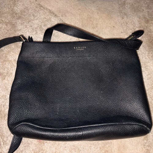 Medium size black radley - medium,