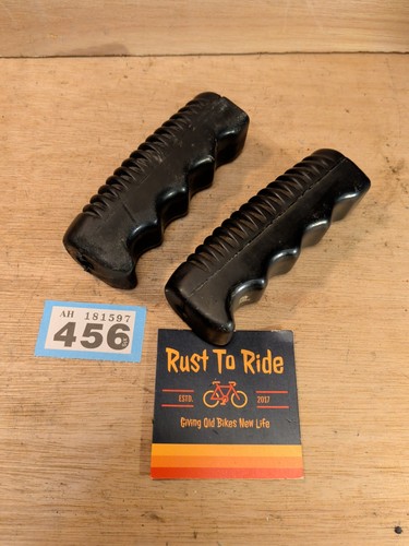 Vintage retro bicycle black - retro,