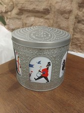 Marks & Spencer Queen