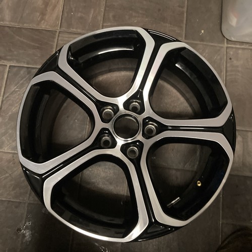 New shape alloy wheel - shape,