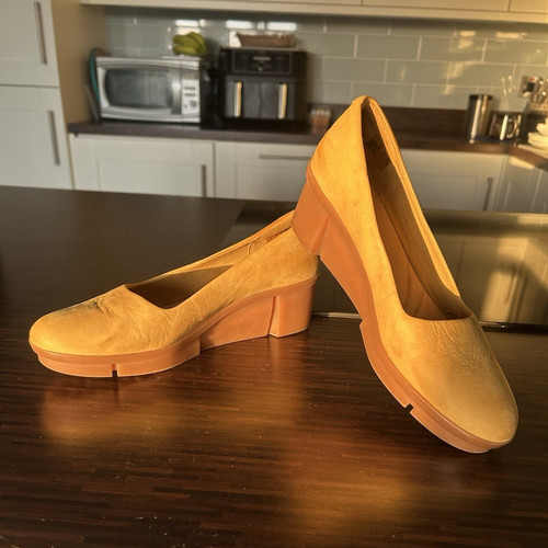 Clarks yellow suede court - clarks,