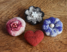 Joblot 4 x Needle Felted Brooches Handmade Flower Heart Bundle Floral Boho Hippy