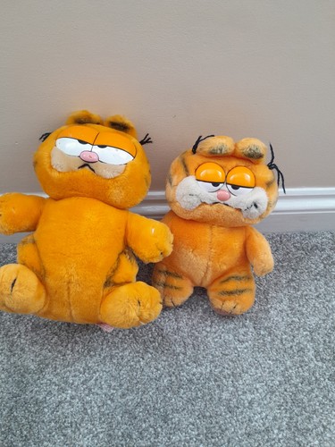 Vintage garfield toy bundle - garfield,