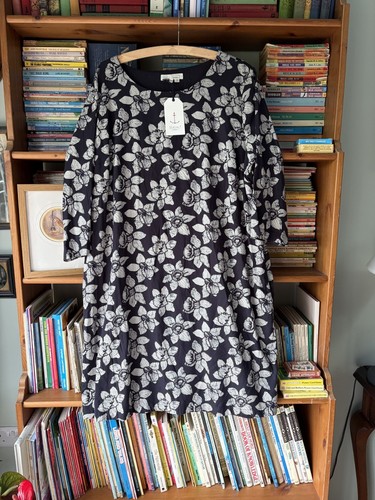 Seasalt moon rock - dress, linear