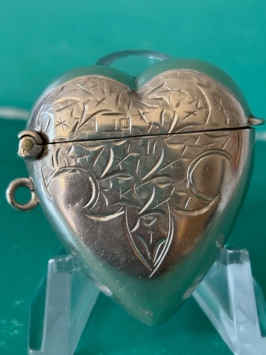 Antique sterling silver - antique, heart