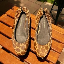 Donald J Pliner Women's