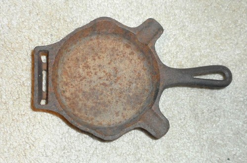 Antique griswold 570 cast - 00,