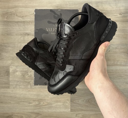Black valentino garavani men - black,