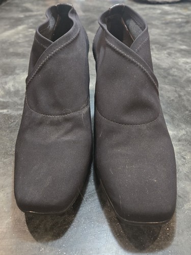 Donald pliner women black - j,