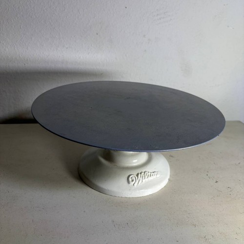 Vintage wilton revolving - vintage,
