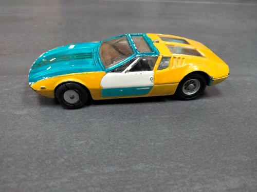 Corgi toys 271 - no.,