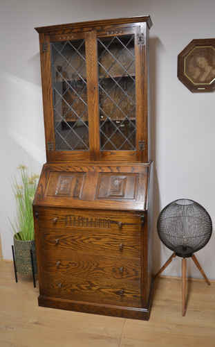 Beautiful solid oak lead - solid,
