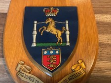 VINTAGE HAND PAINTED THE KING’S TROOP RHA WALL PLAQUE/SHIELD