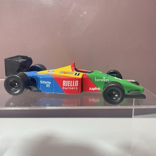 Corgi car benetton ford - benetton,