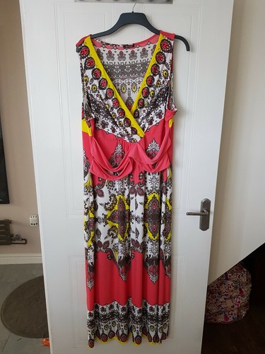 Bright pasley maxi dress