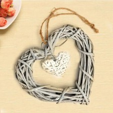 Chic Wicker Hanging Heart -