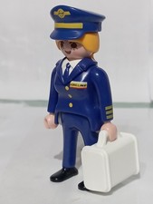 PLAYMOBIL FIGURE co-pilot